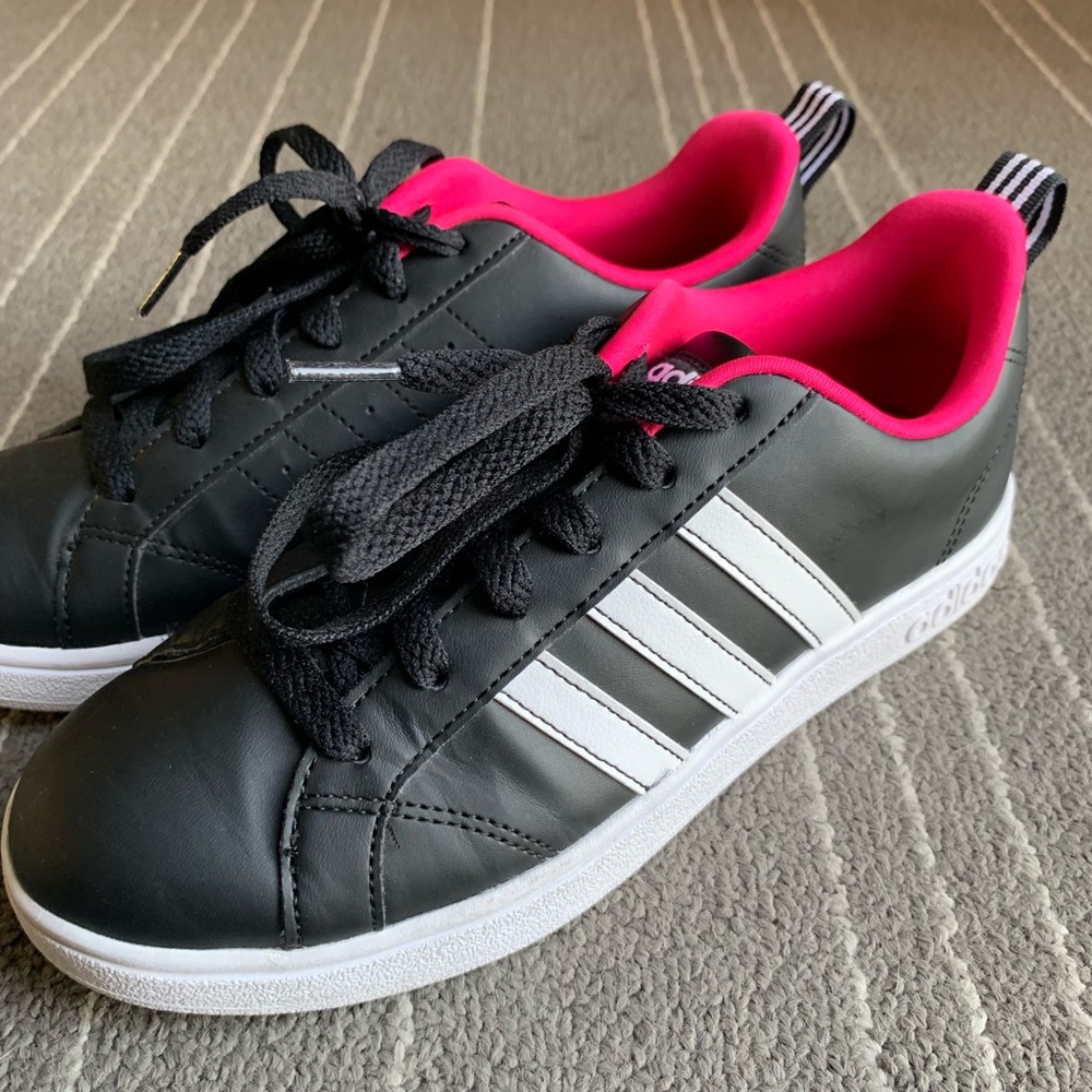 Adidas Baseline Sneakers